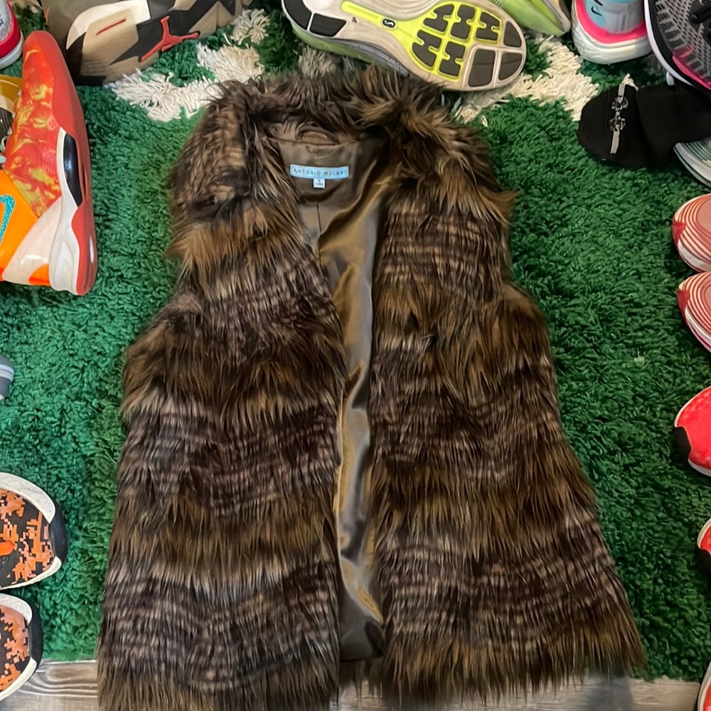 Size Small Antonio Melani Faux Fur Vest